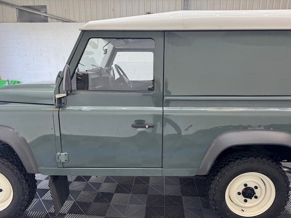 Used Land Rover Defender 2008 for sale - 76331130: Photo 6