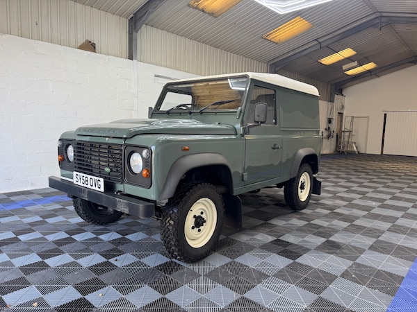 Used Land Rover Defender 2008 for sale - 76331130: Photo 7