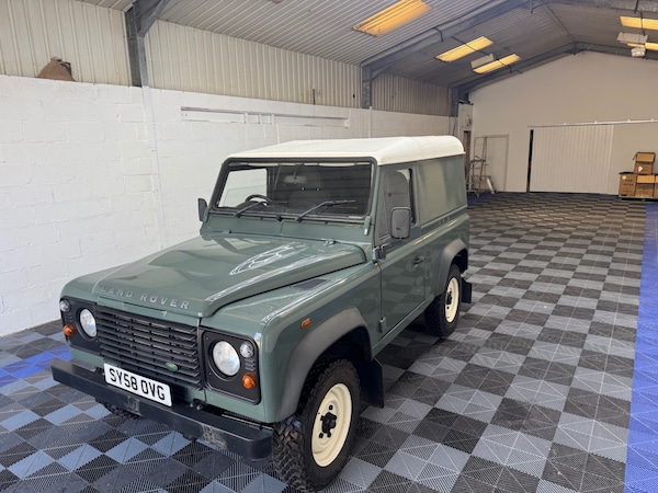Used Land Rover Defender 2008 for sale - 76331130: Photo 8