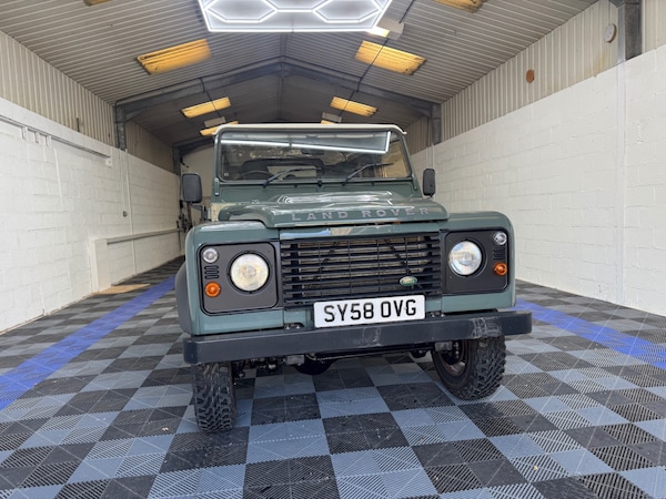 Used Land Rover Defender 2008 for sale - 76331130: Photo 9