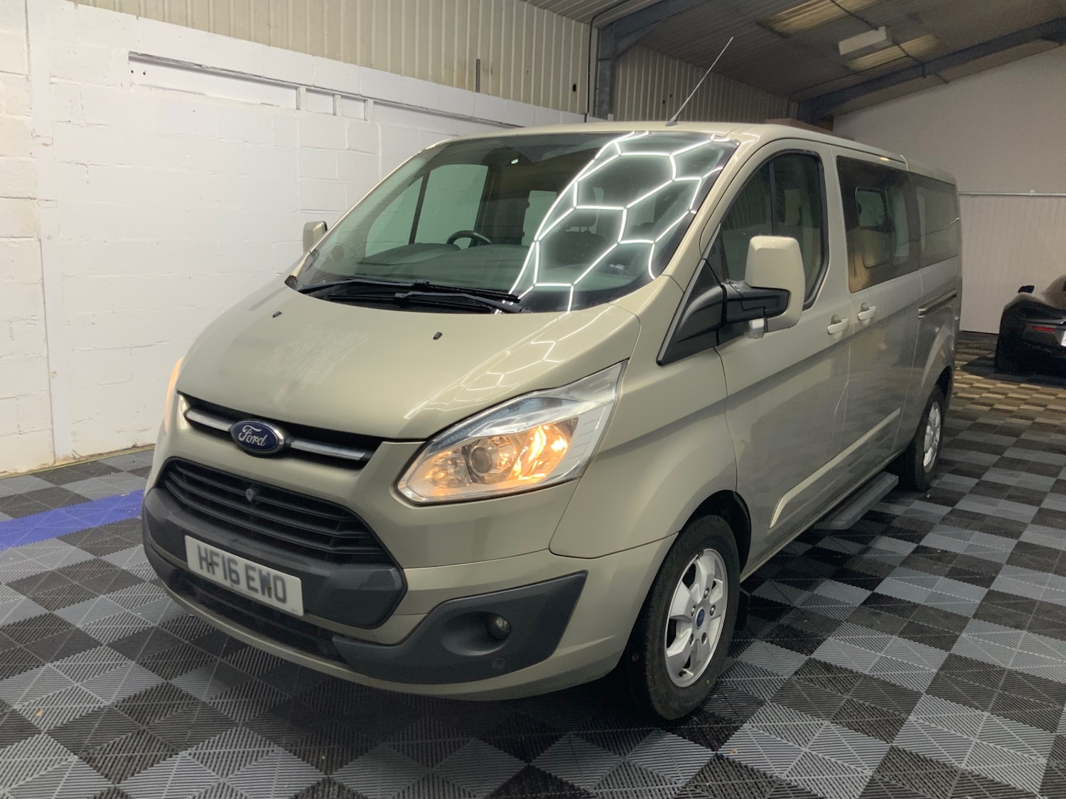 Used Ford Tourneo Custom 2016 for sale - 77001500: Photo 10