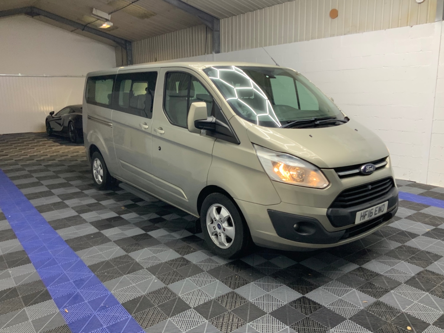 Used Ford Tourneo Custom 2016 for sale - 77001500: Photo 2