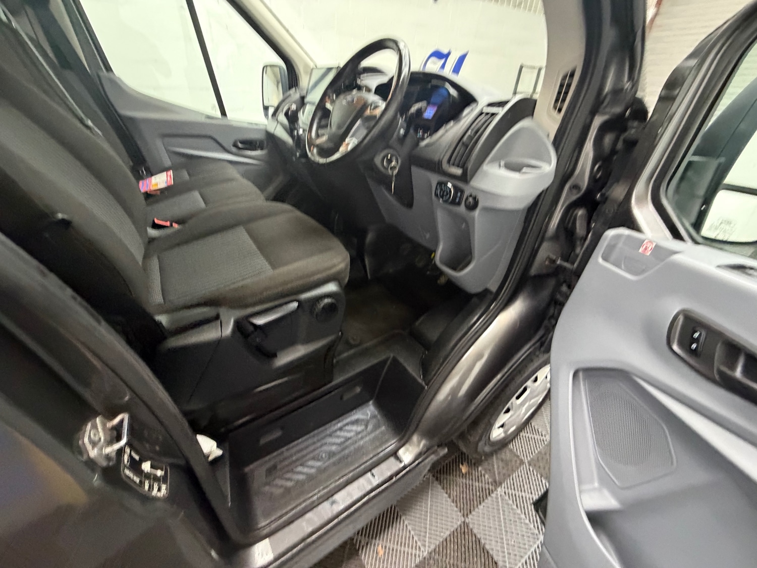 Used Ford Transit 2019 for sale - 78067407: Photo 31
