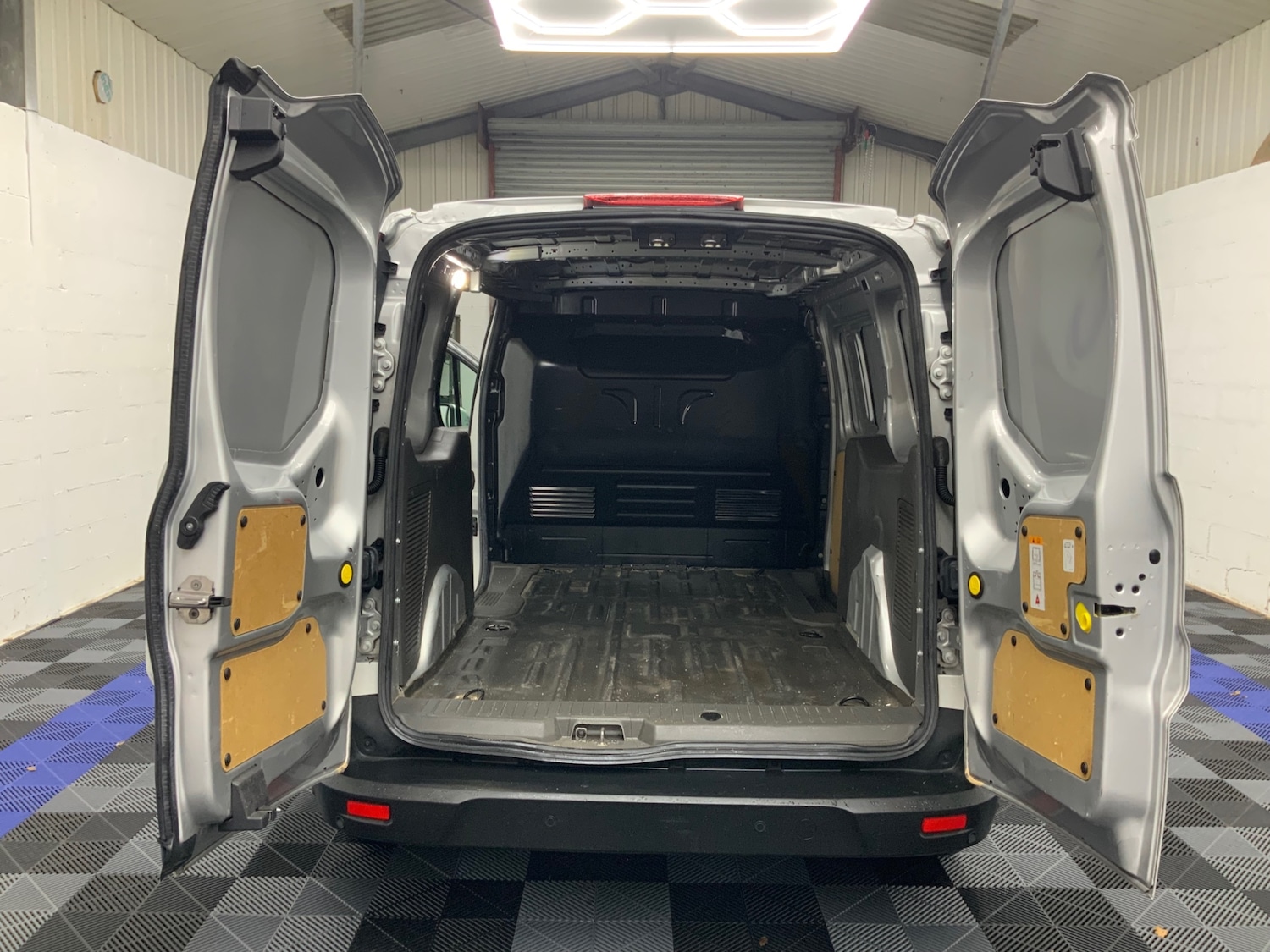 Used Ford Transit Connect 2020 for sale - 77301515: Photo 14