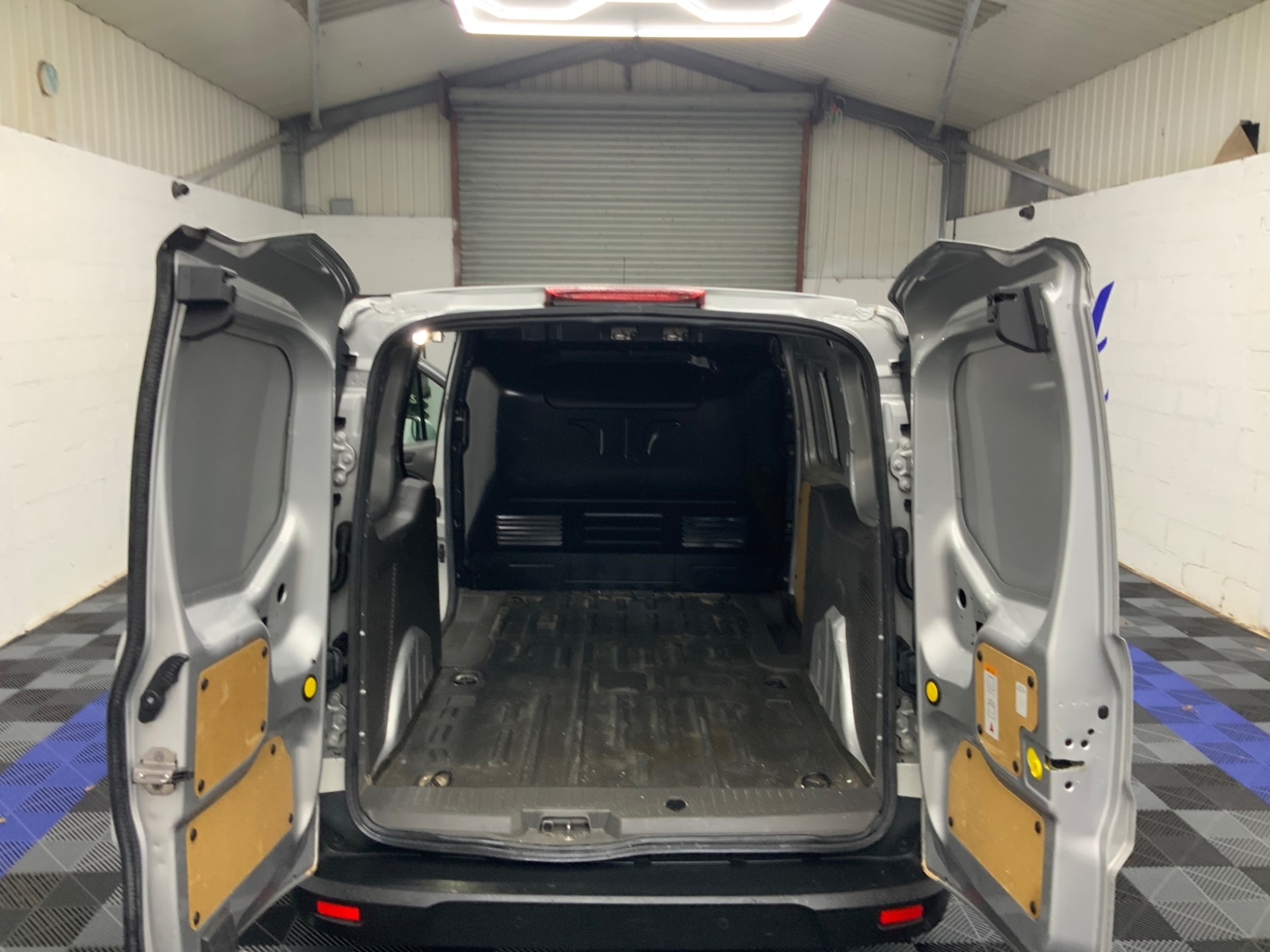 Used Ford Transit Connect 2020 for sale - 77301515: Photo 15