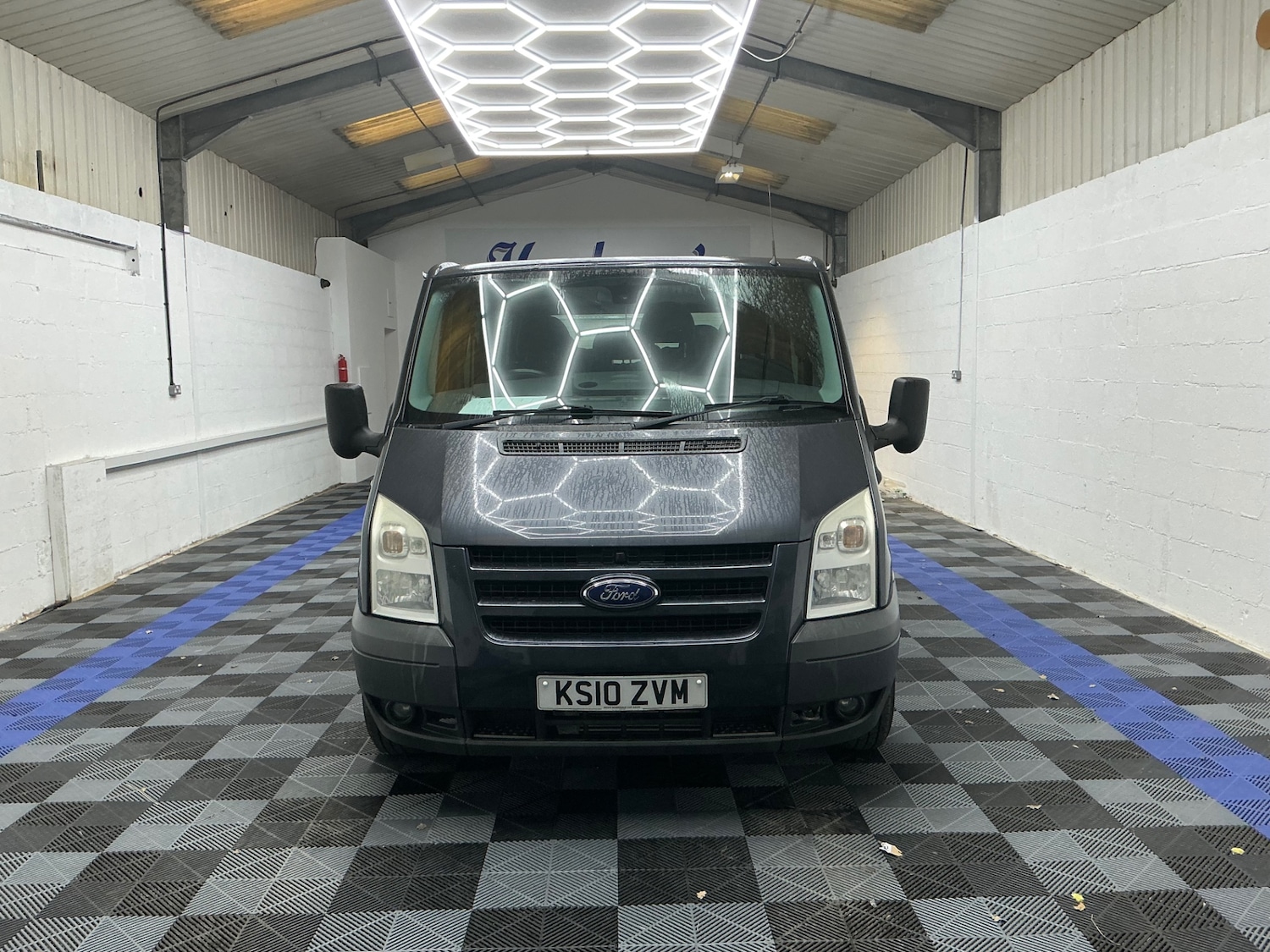 Used Ford Transit 2010 for sale - 77811184: Photo 2