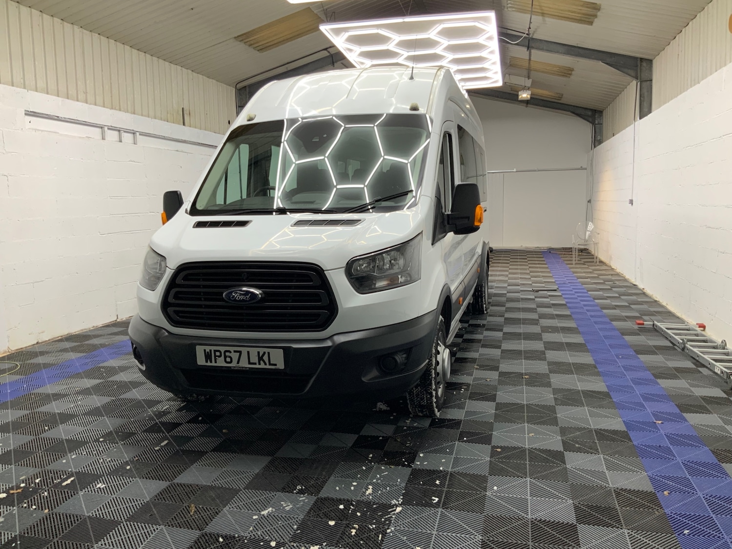 Used Ford Transit 2017 for sale - 77113829: Photo 2