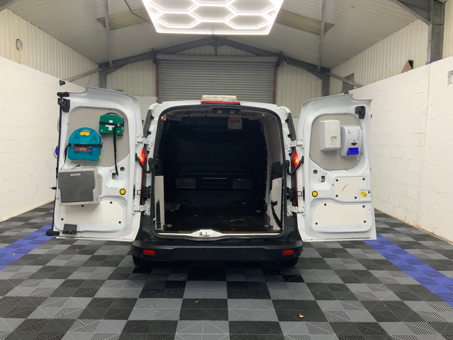 Used Ford Transit Connect 2018 for sale - 77224896: Photo 13