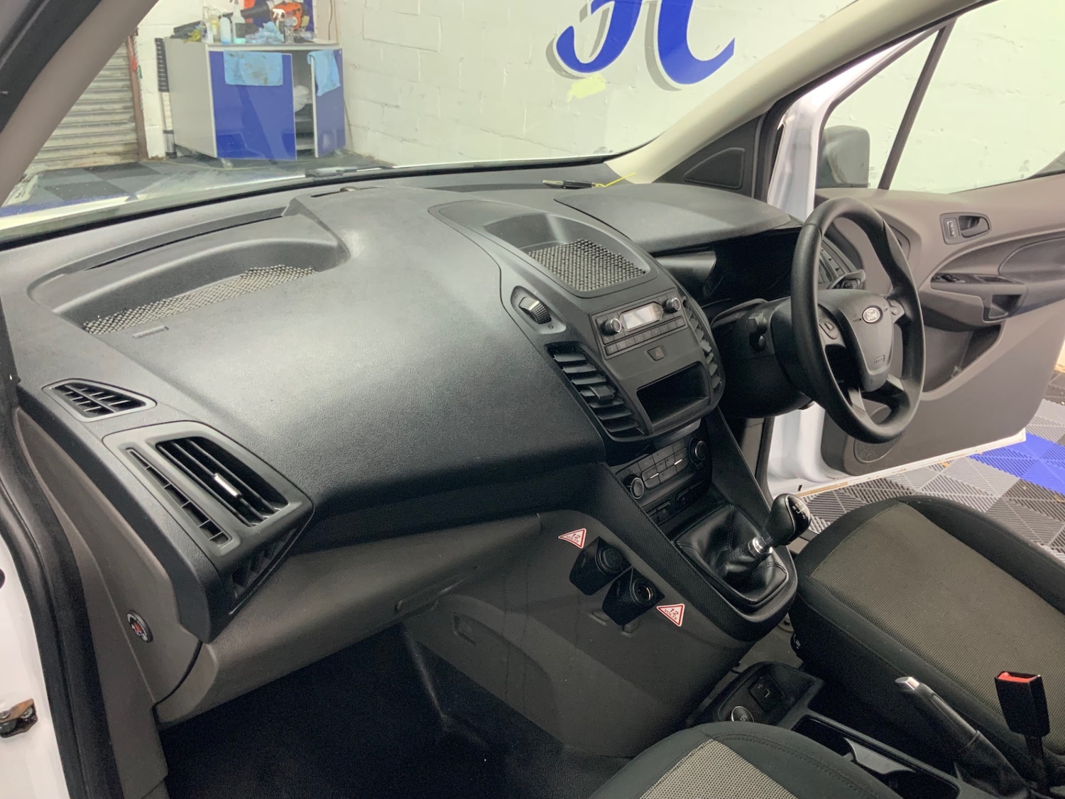 Used Ford Transit Connect 2018 for sale - 77224896: Photo 21