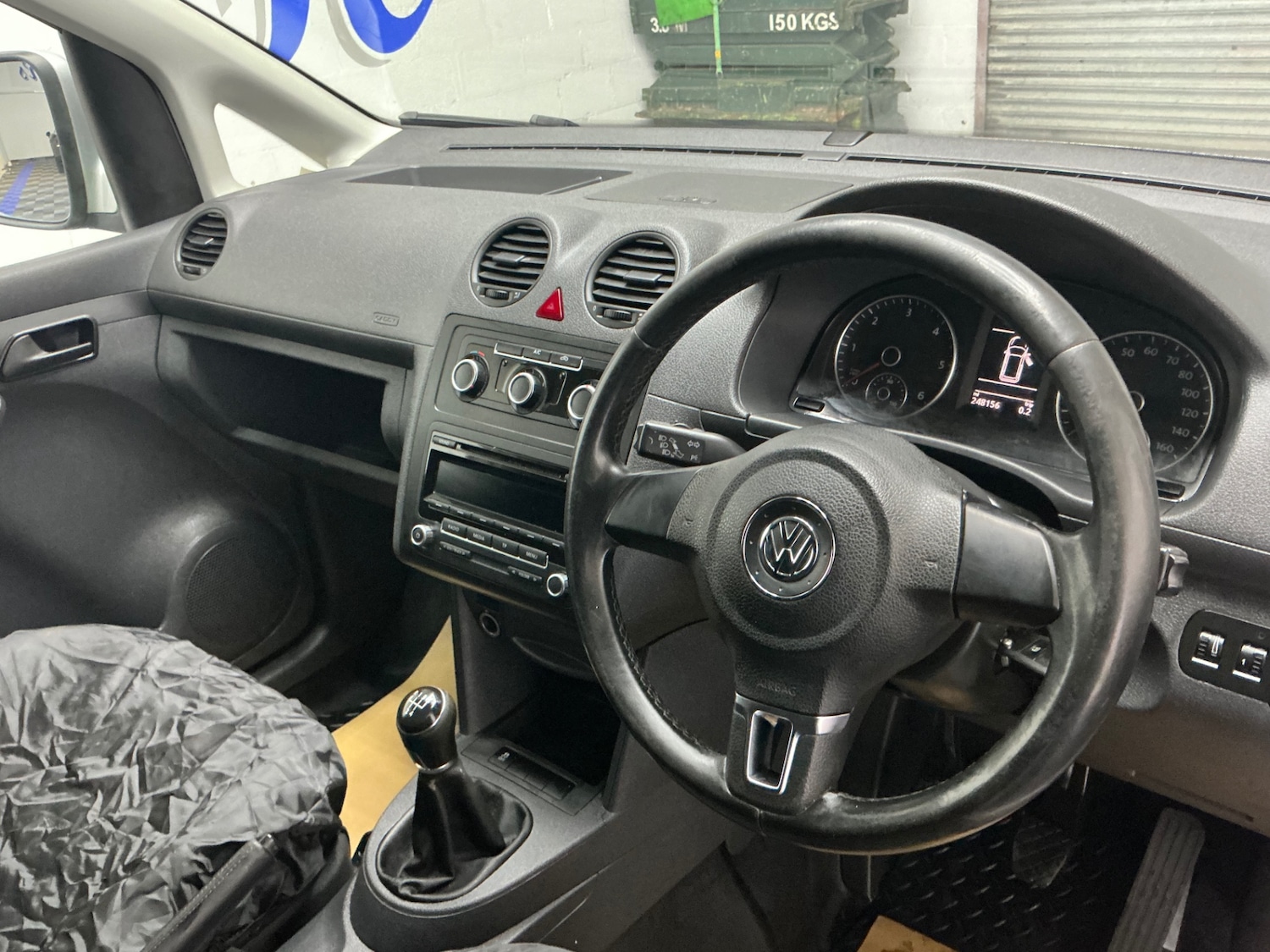 Used Volkswagen Caddy Maxi 2014 for sale - 77819337: Photo 11