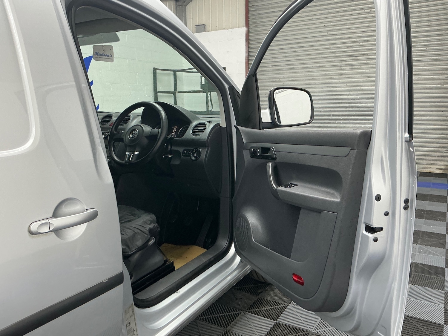 Used Volkswagen Caddy Maxi 2014 for sale - 77819337: Photo 12