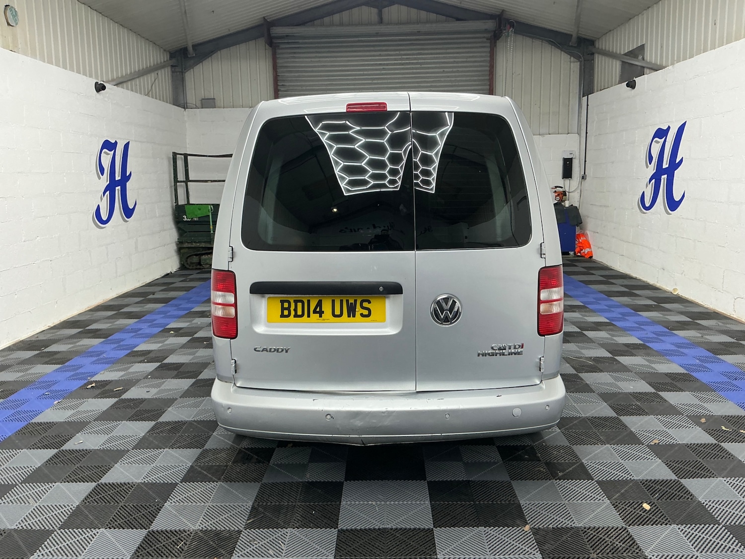 Used Volkswagen Caddy Maxi 2014 for sale - 77819337: Photo 6