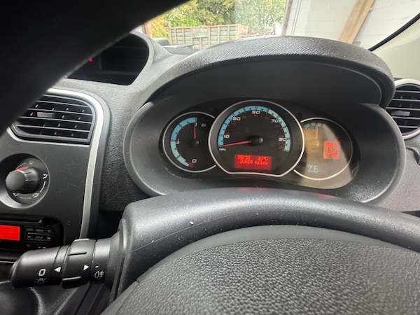 Used Renault Kangoo 2019 for sale - 76277353: Photo 15