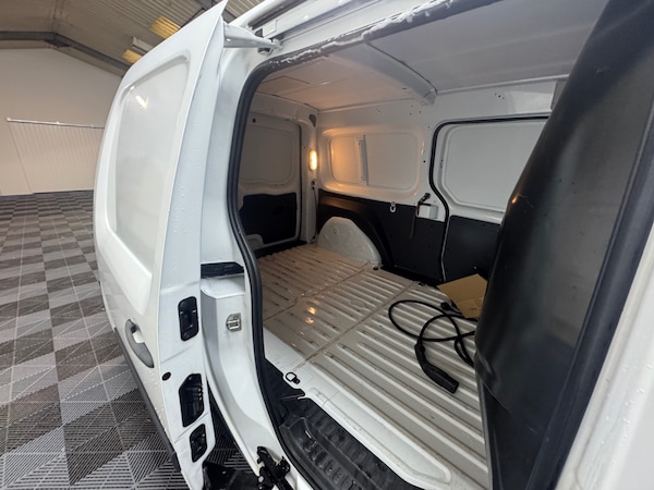 Used Renault Kangoo 2019 for sale - 76277353: Photo 16