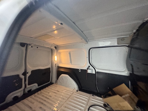Used Renault Kangoo 2019 for sale - 76277353: Photo 17