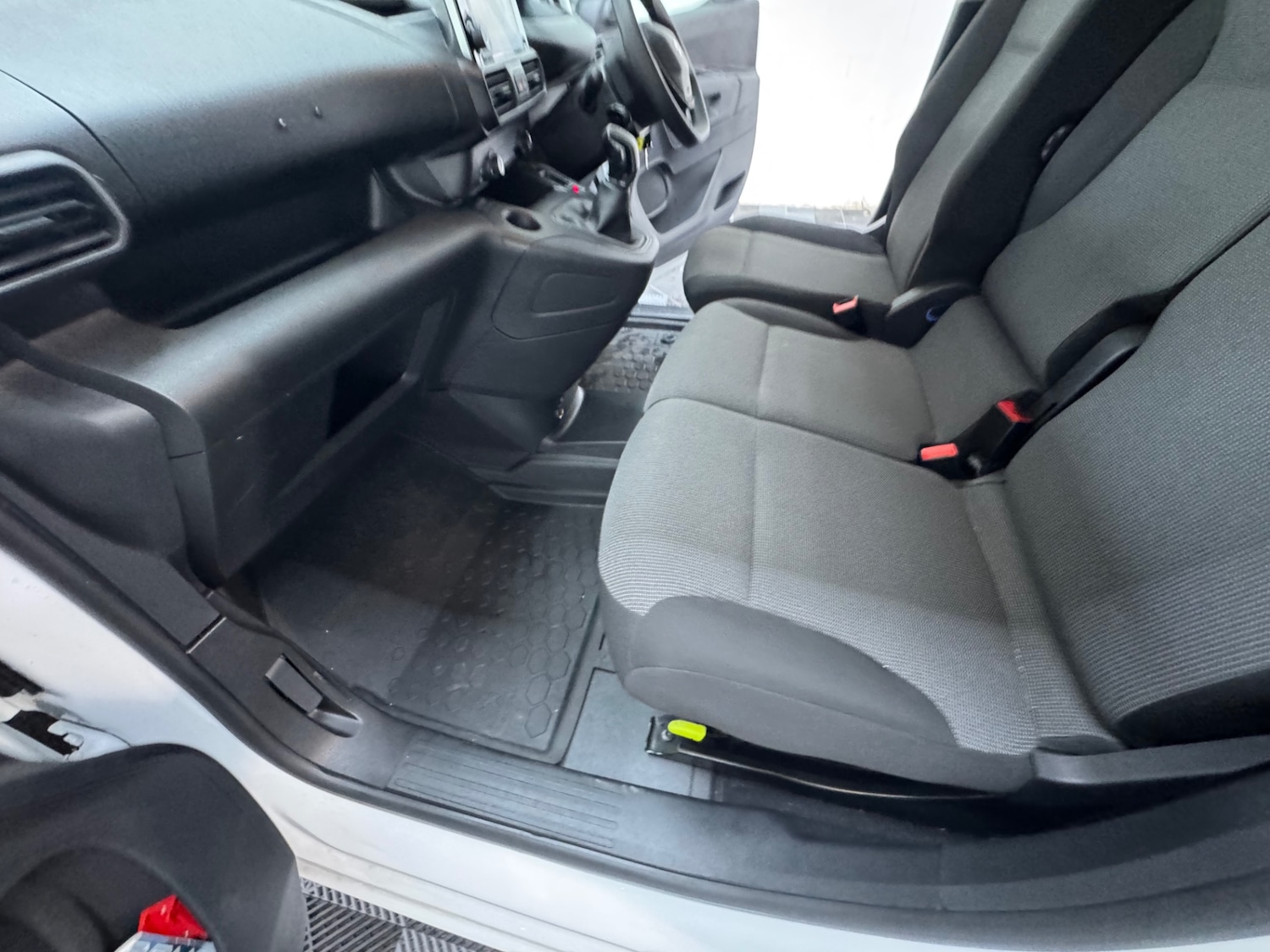 Used Peugeot Partner 2022 for sale - 76379059: Photo 19