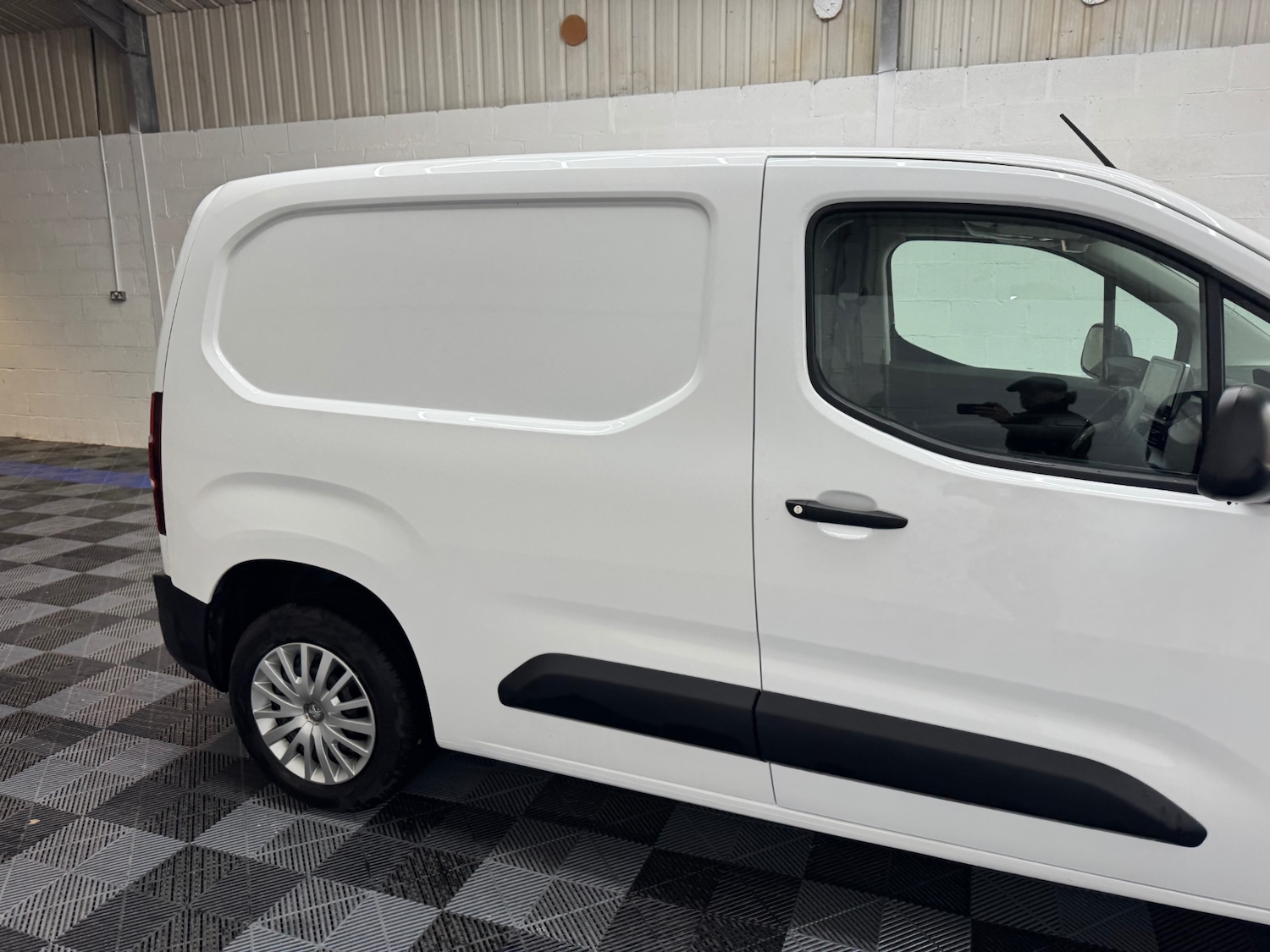 Used Peugeot Partner 2022 for sale - 76379059: Photo 3