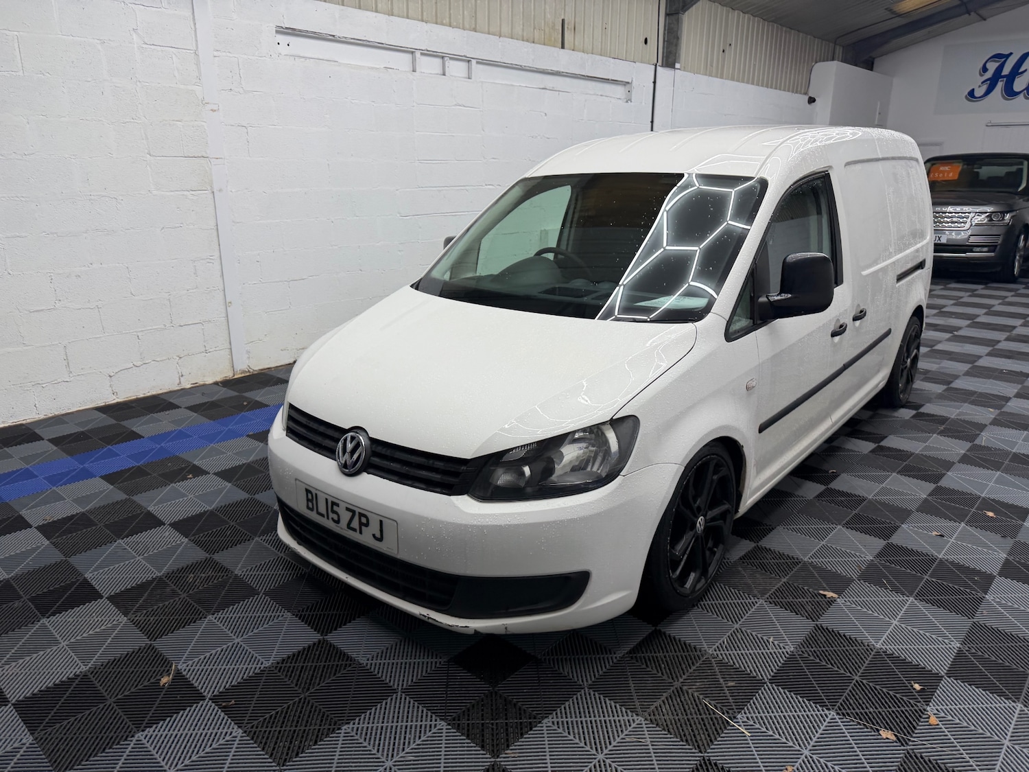 Used Volkswagen Caddy Maxi 2015 for sale - 77475496: Photo 13