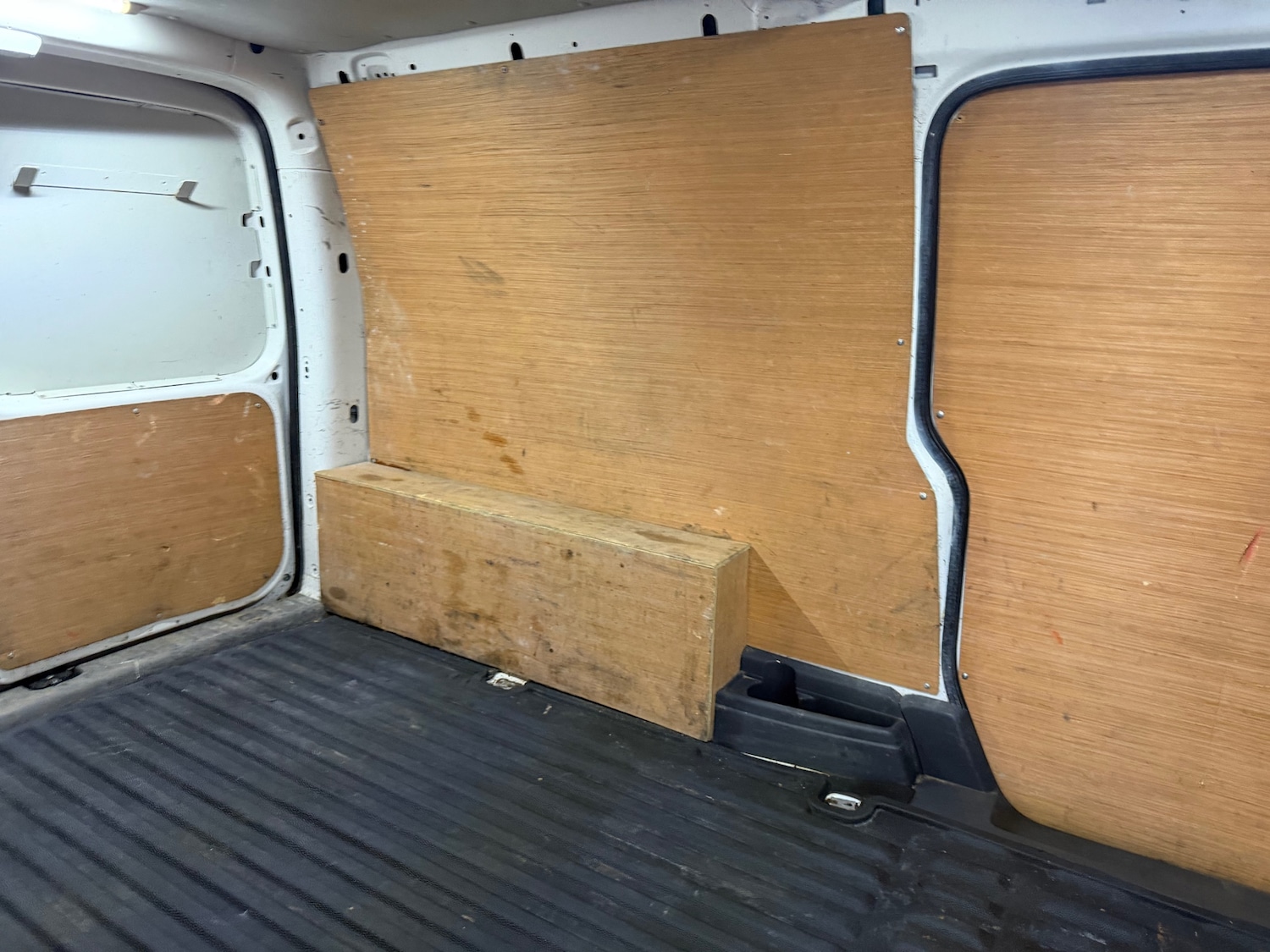 Used Volkswagen Caddy Maxi 2015 for sale - 77475496: Photo 20