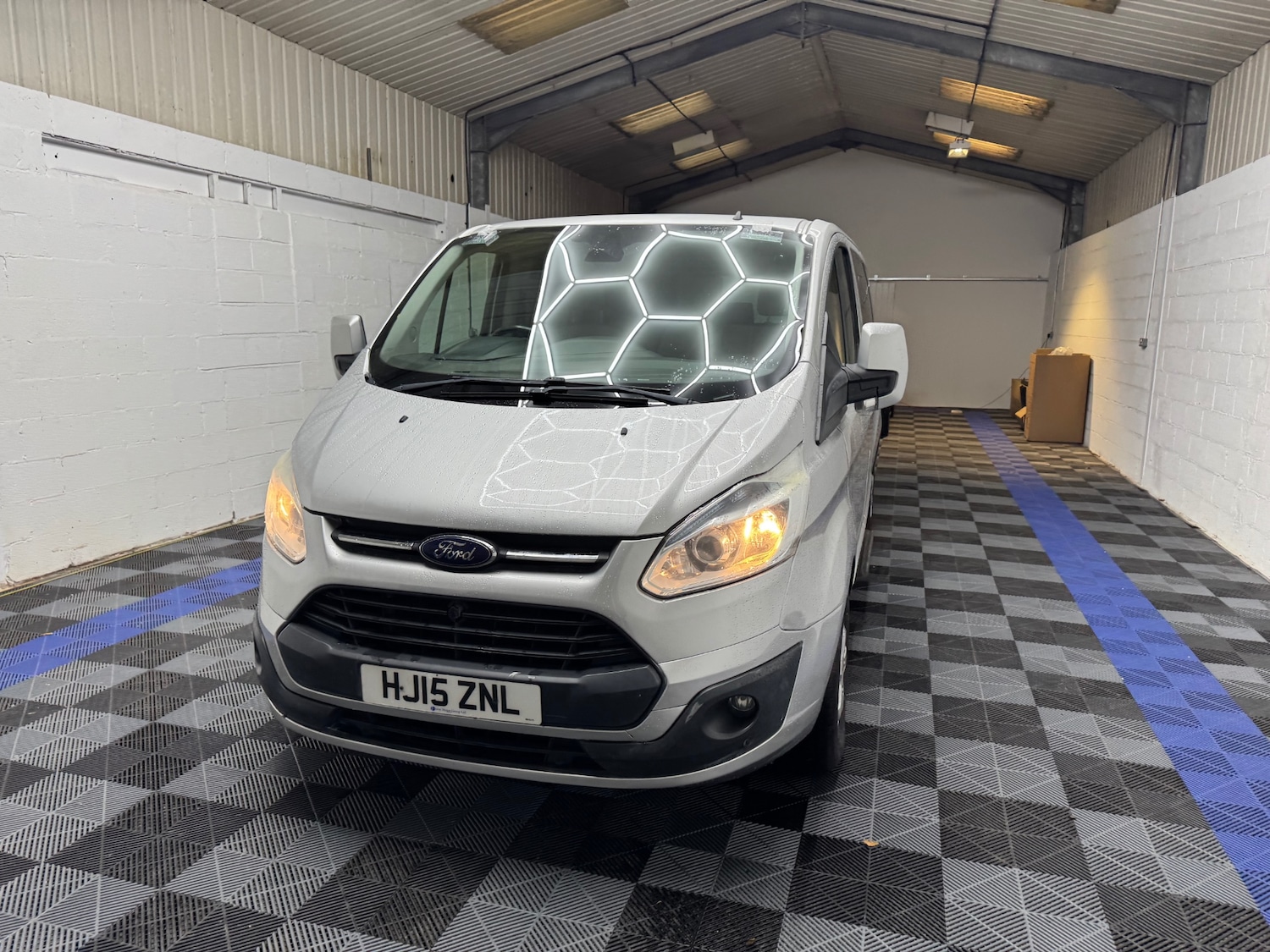 Used Ford Tourneo Custom 2015 for sale - 76921551: Photo 11