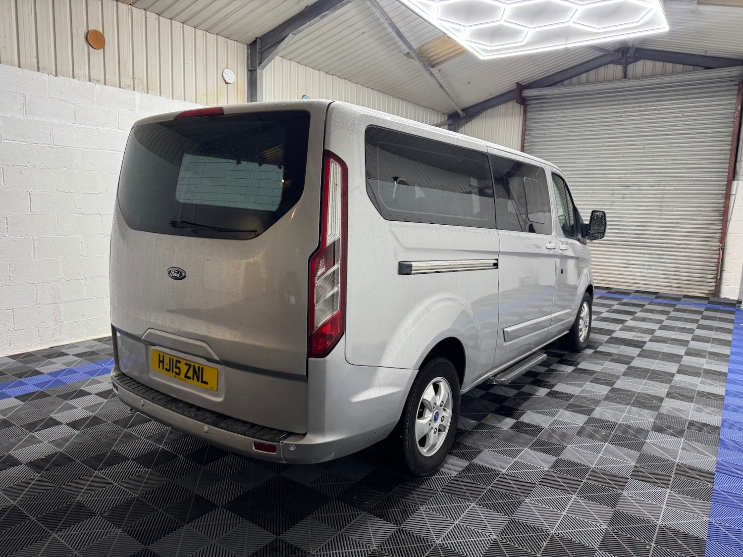 Used Ford Tourneo Custom 2015 for sale - 76921551: Photo 3