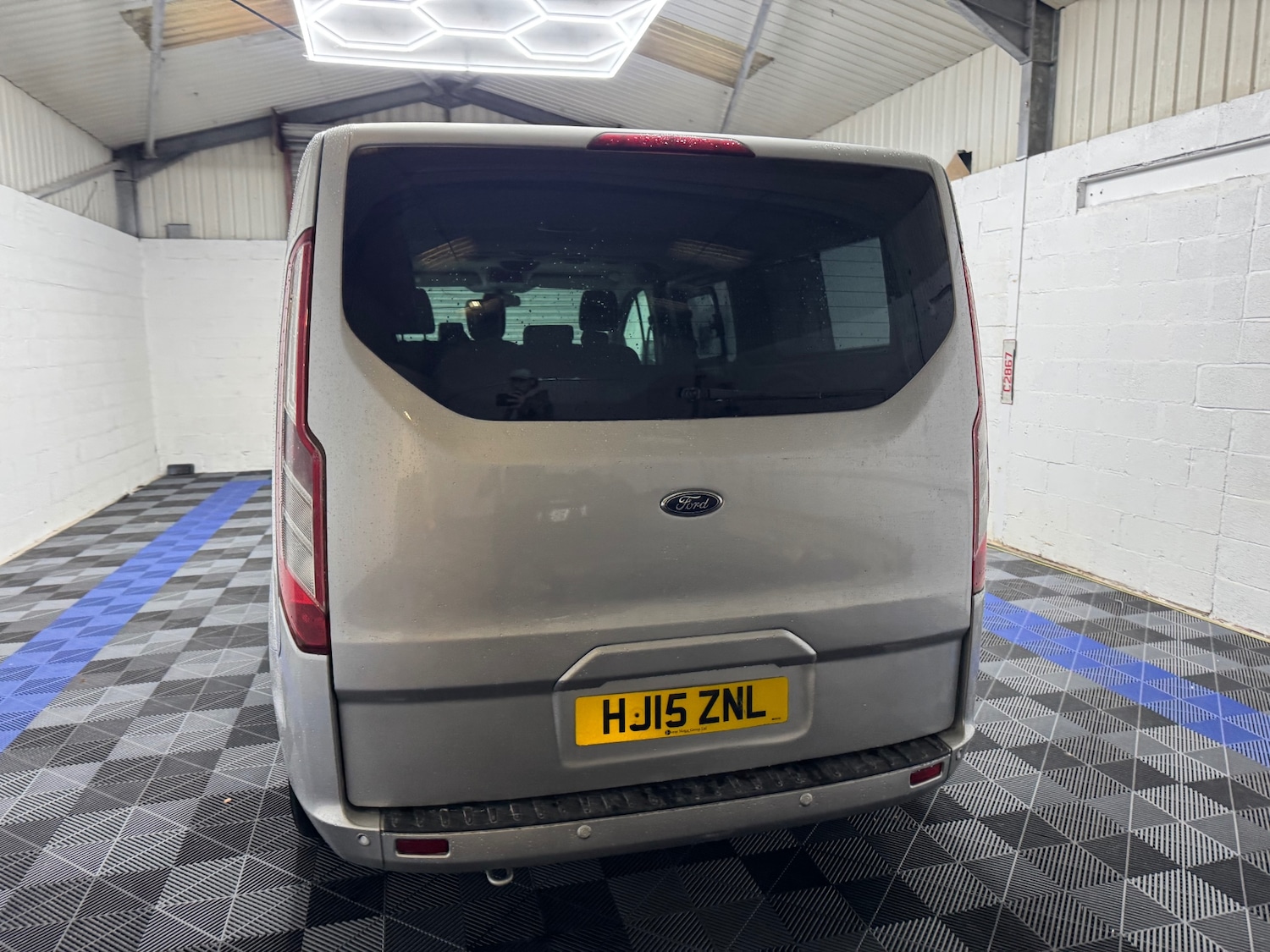 Used Ford Tourneo Custom 2015 for sale - 76921551: Photo 5