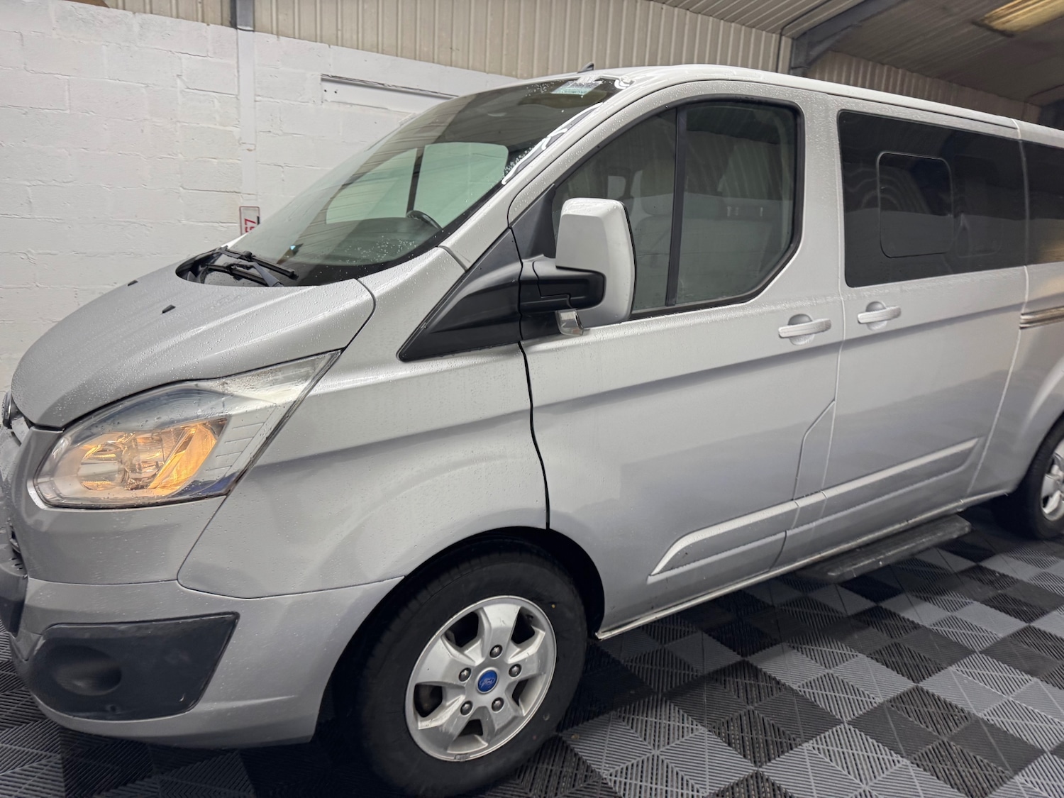 Used Ford Tourneo Custom 2015 for sale - 76921551: Photo 9