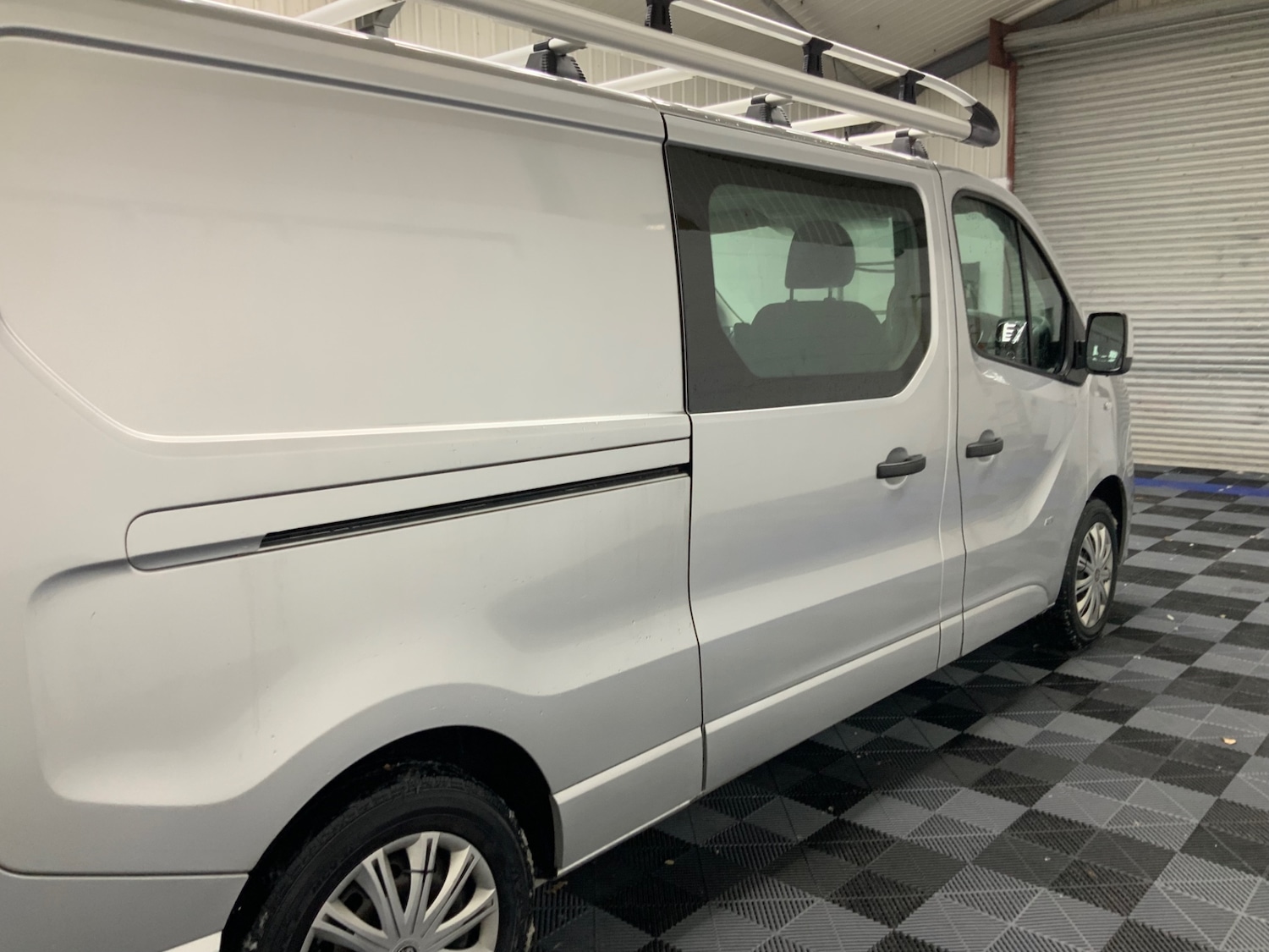 Used Vauxhall Vivaro 2016 for sale - 77114277: Photo 11