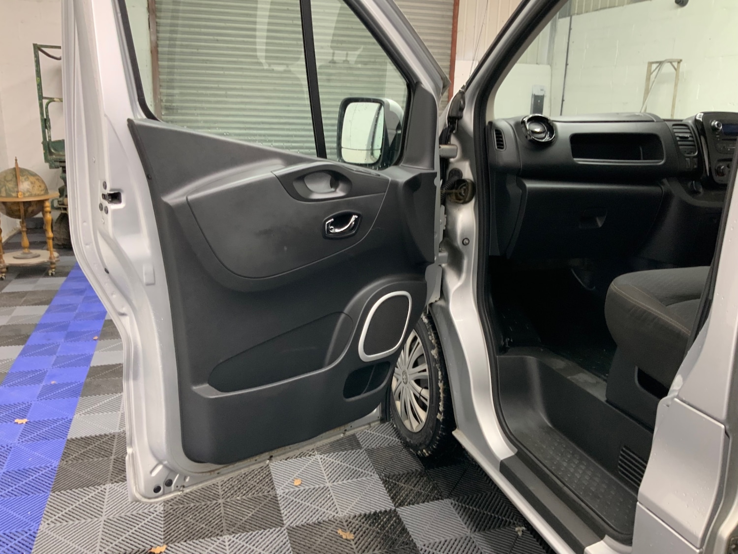 Used Vauxhall Vivaro 2016 for sale - 77114277: Photo 15