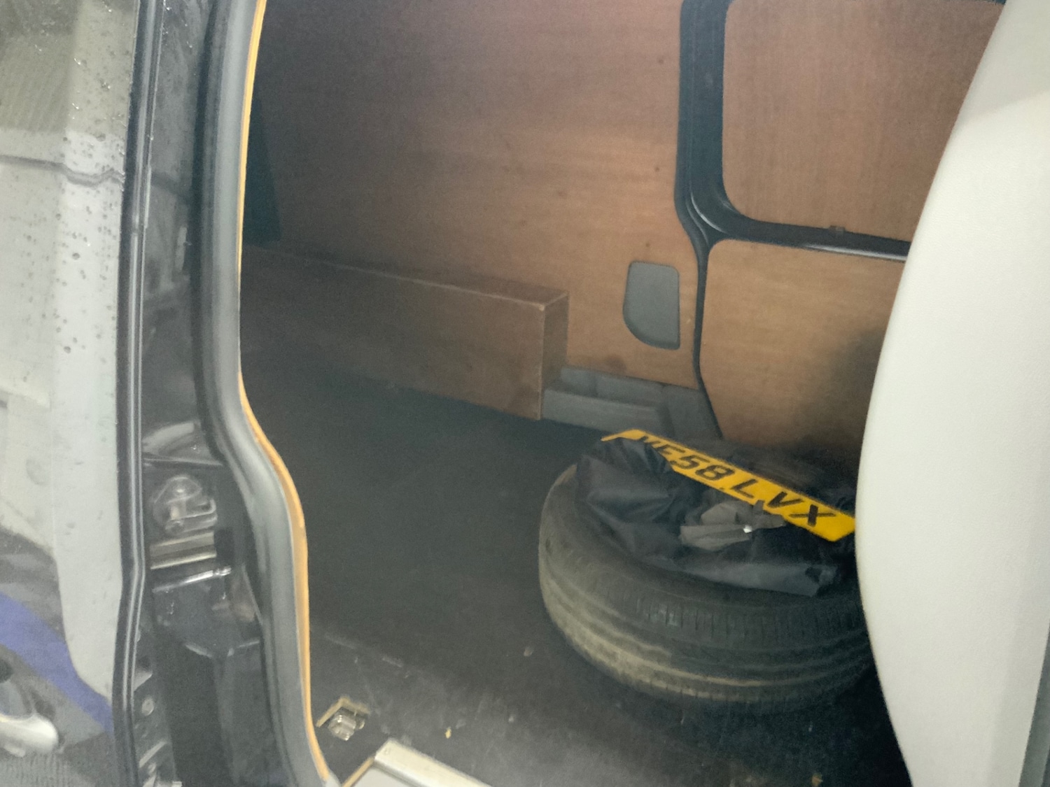 Used Volkswagen Caddy Maxi 2009 for sale - 77001926: Photo 13