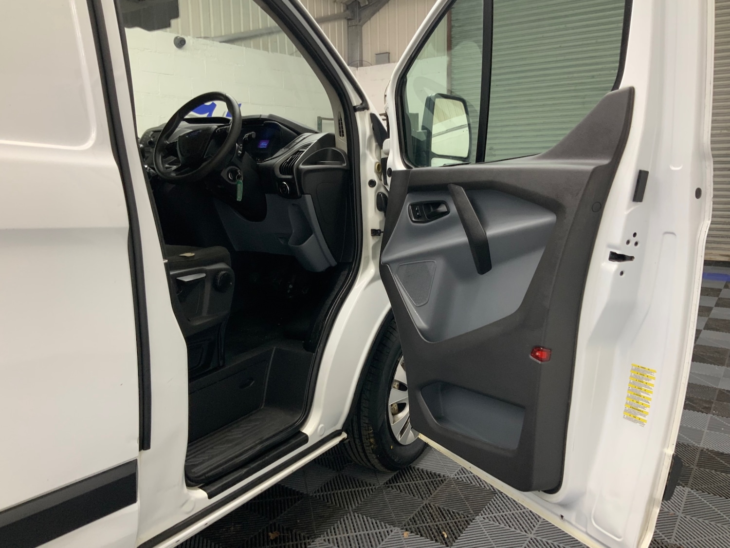 Used Ford Transit Custom 2014 for sale - 78103806: Photo 16