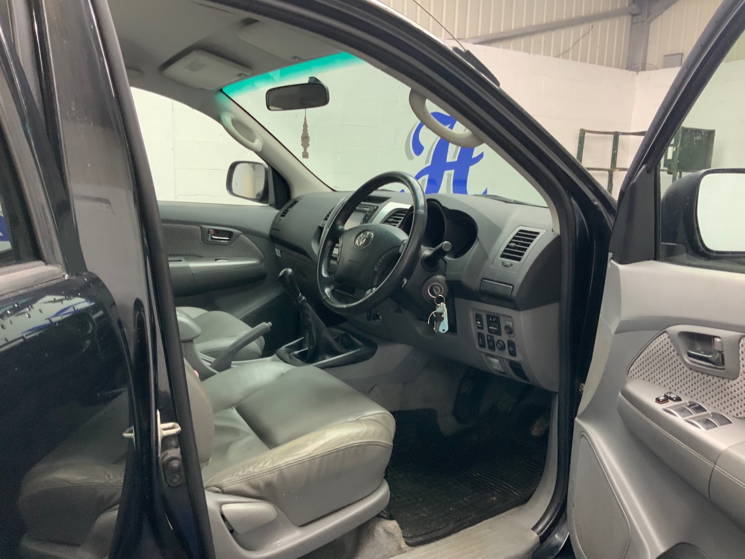 Used Toyota Hilux 2009 for sale - 77432894: Photo 9