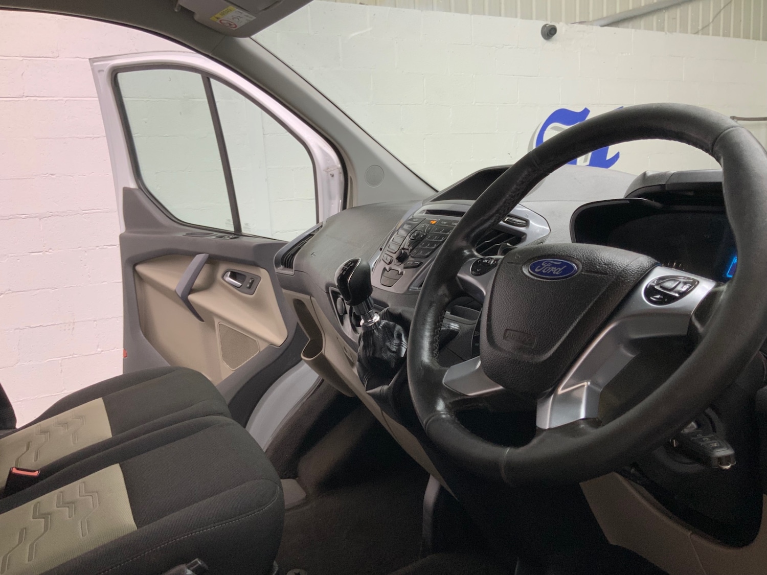 Used Ford Transit Custom 2017 for sale - 78222680: Photo 23