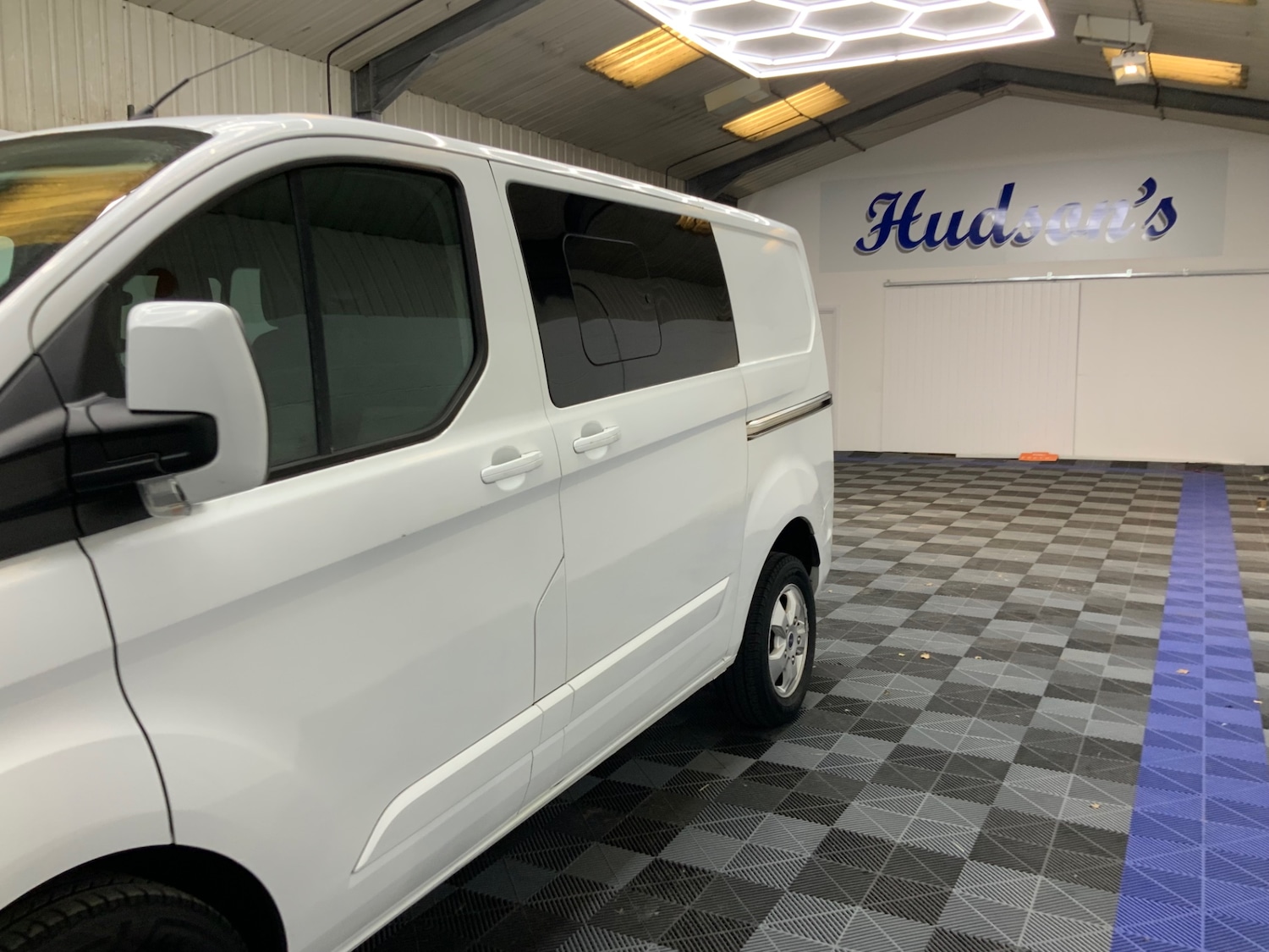 Used Ford Transit Custom 2017 for sale - 78222680: Photo 6