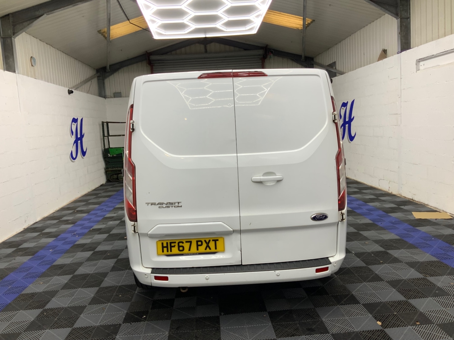 Used Ford Transit Custom 2017 for sale - 78222680: Photo 8