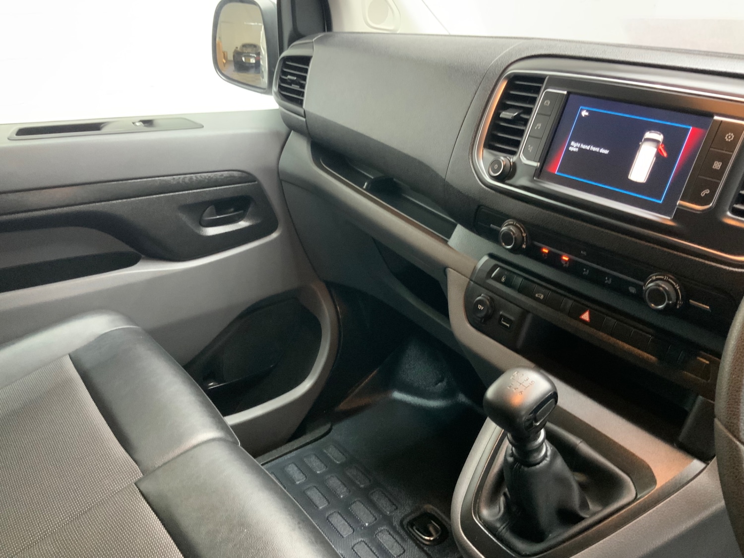 Used Peugeot Expert 2020 for sale - 77001272: Photo 12