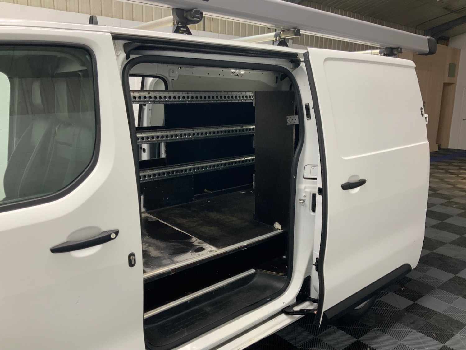 Used Peugeot Expert 2020 for sale - 77001272: Photo 16