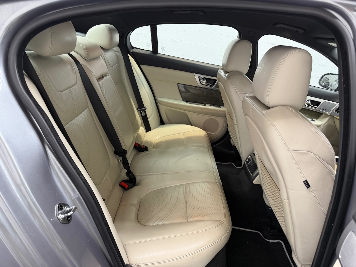 Used Jaguar XF 2013 for sale - 77687740: Photo 12