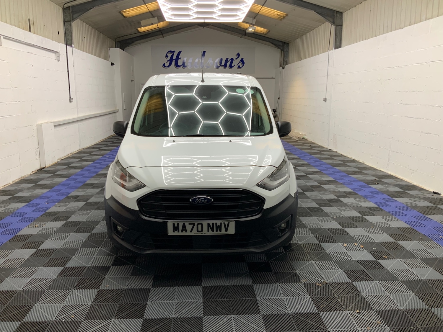 Used Ford Transit Connect 2020 for sale - 77261205: Photo 2