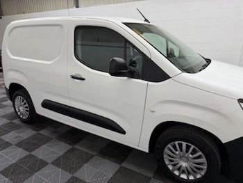 Used Citroen Berlingo 2021 for sale - 79081230: Photo