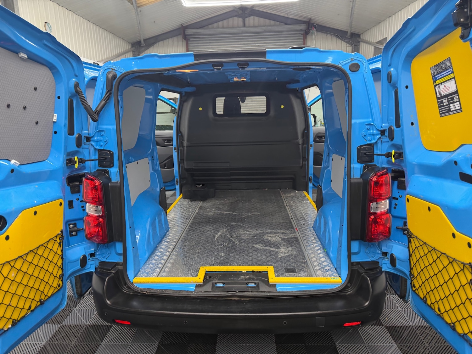 Used Vauxhall Vivaro 2022 for sale - 77915318: Photo 20