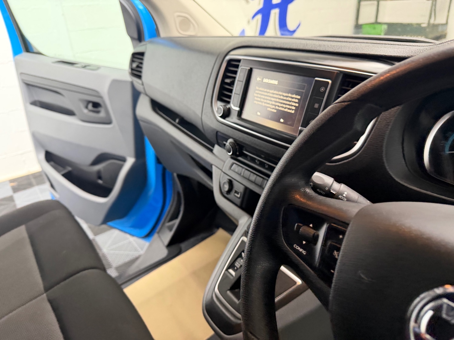 Used Vauxhall Vivaro 2022 for sale - 77915318: Photo 26