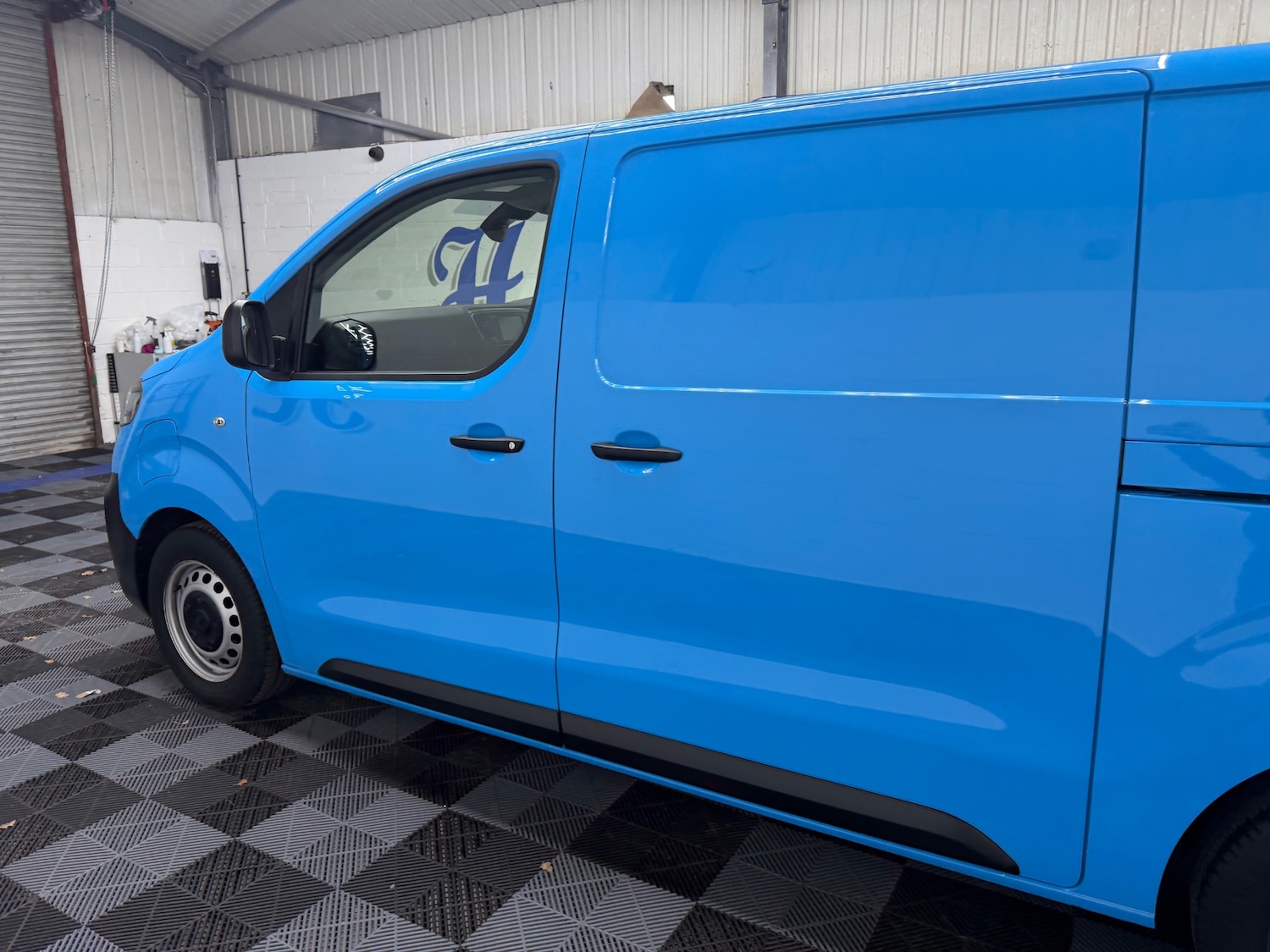 Used Vauxhall Vivaro 2022 for sale - 77915318: Photo 9