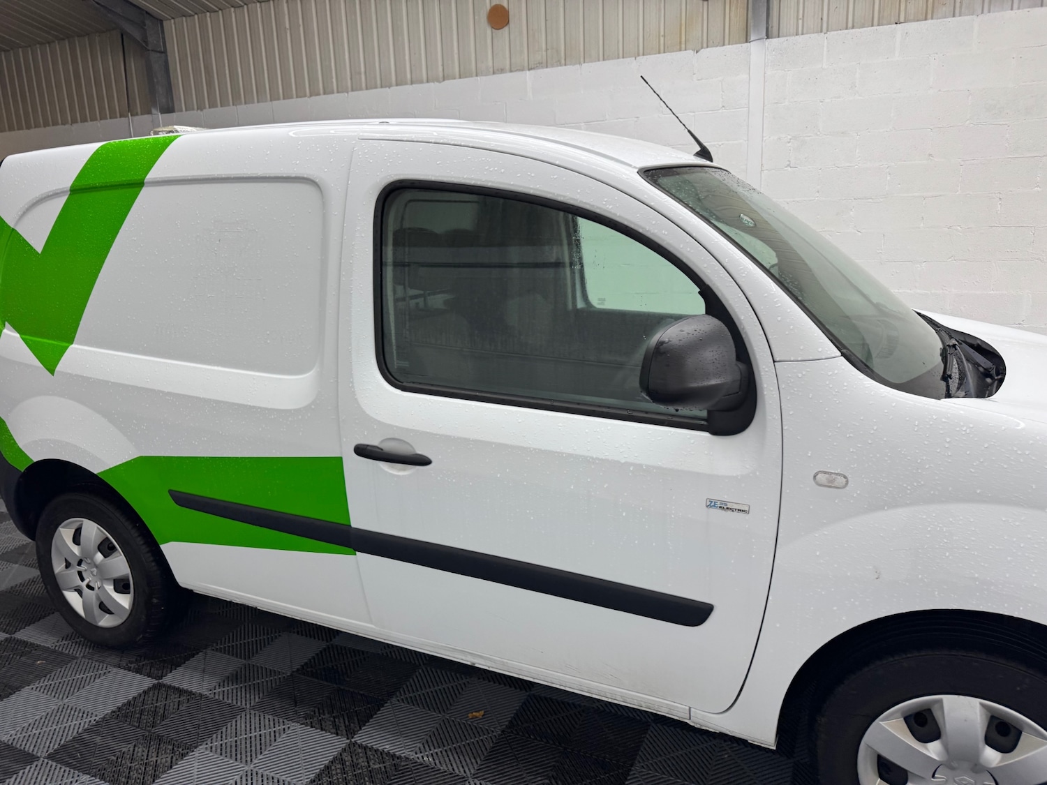 Used Renault Kangoo 2021 for sale - 76379022: Photo 2