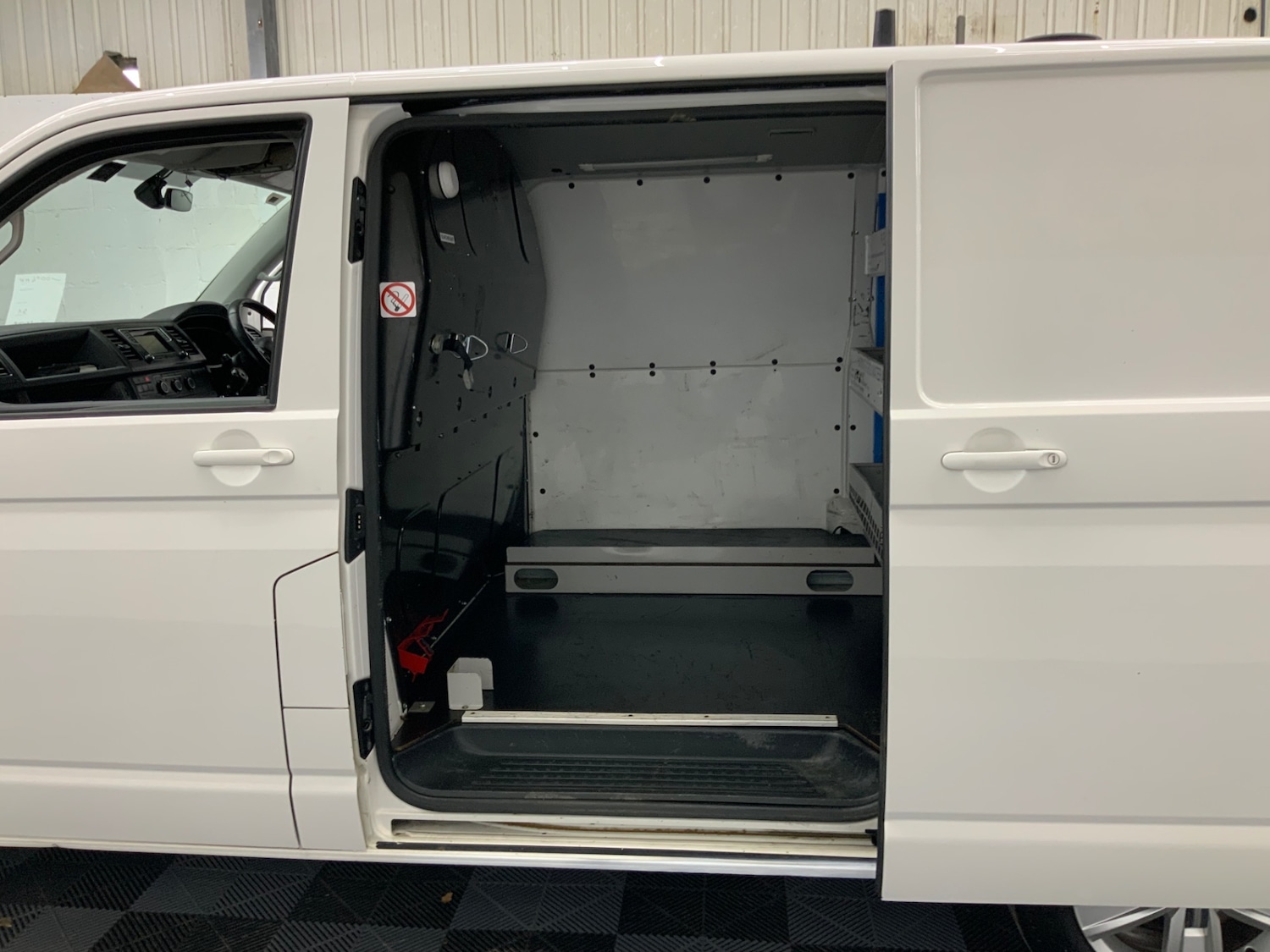 Used Volkswagen Transporter 2017 for sale - 77974026: Photo 19