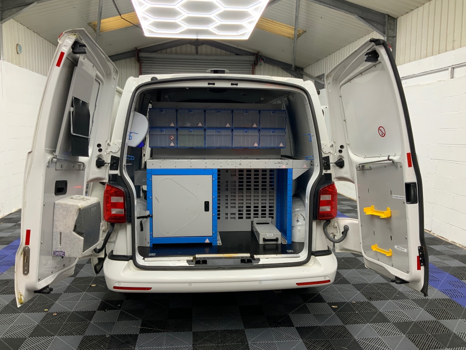 Used Volkswagen Transporter 2017 for sale - 77974026: Photo 22