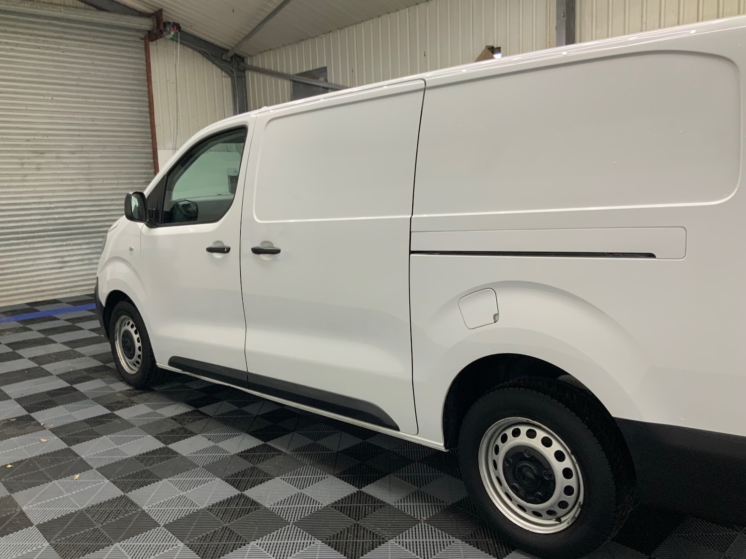 Used Vauxhall Vivaro 2023 for sale - 77260952: Photo 5