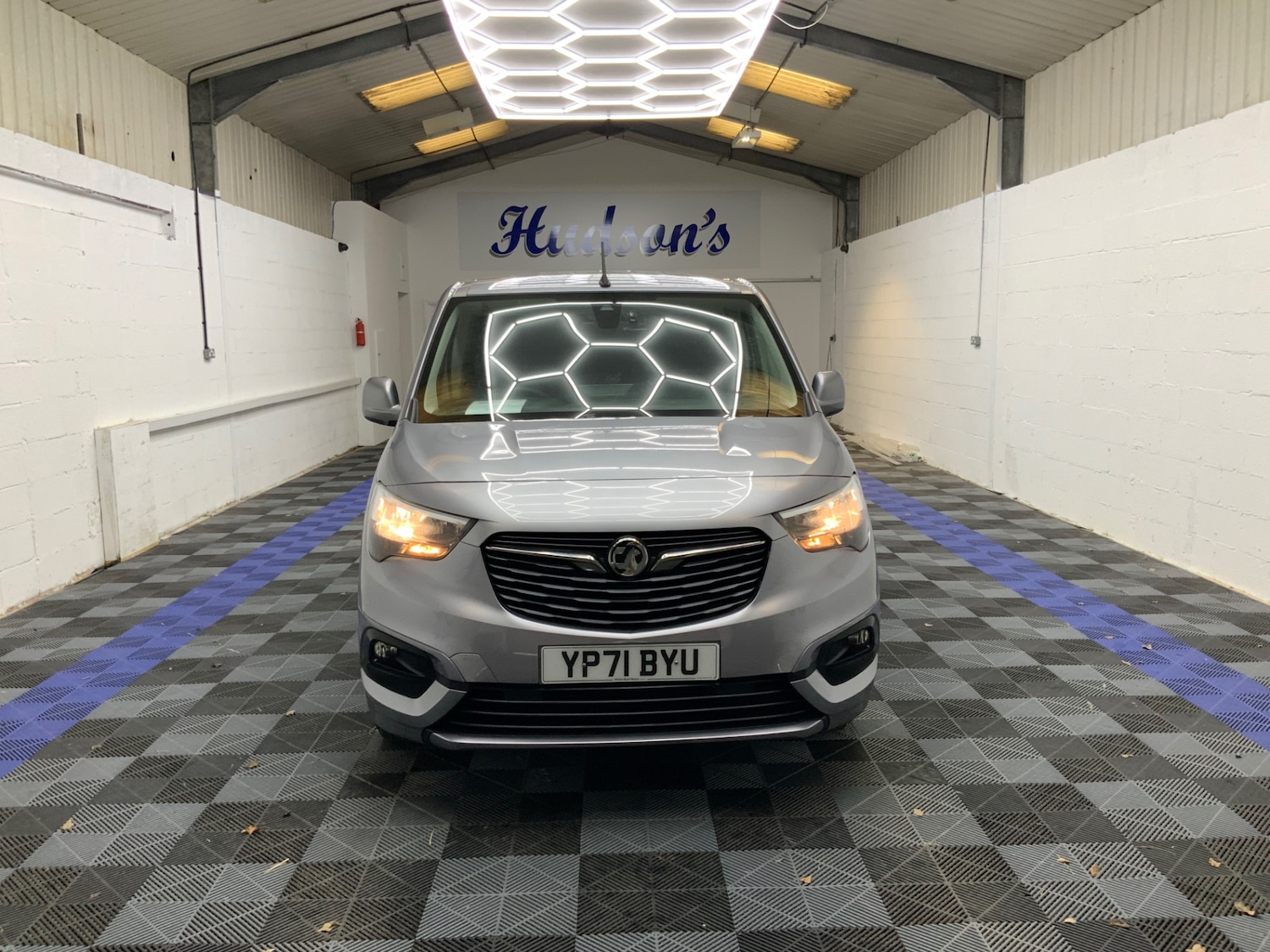 Used Vauxhall Combo 2021 for sale - 78222874: Photo 2