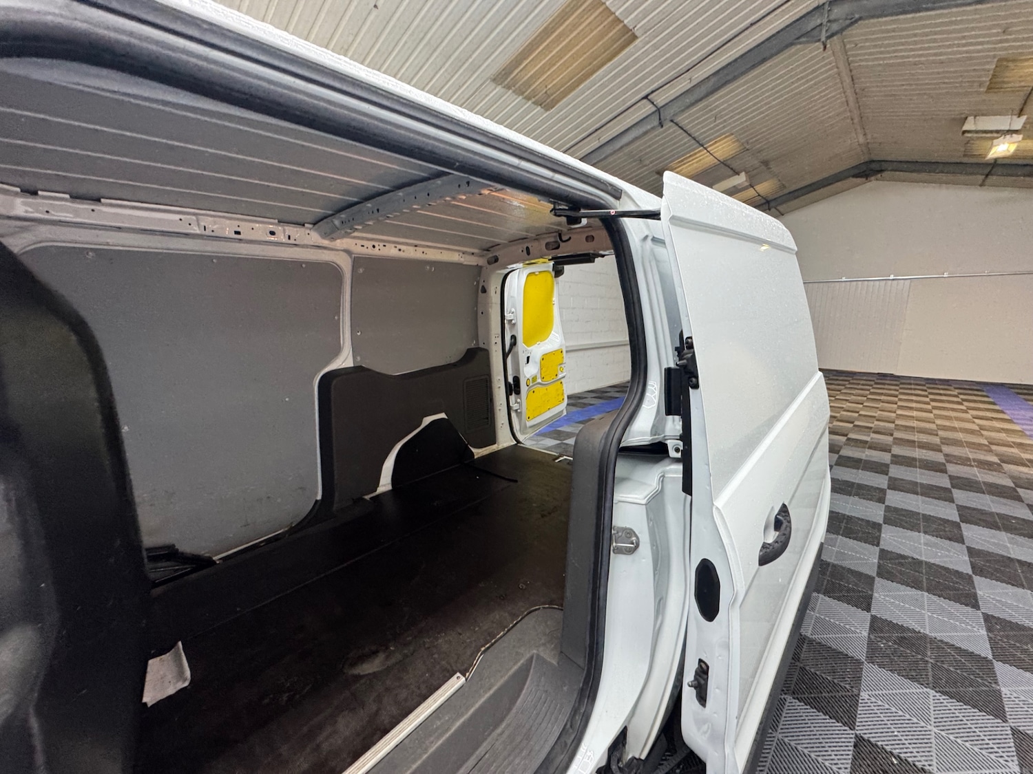 Used Ford Transit Connect 2019 for sale - 76461506: Photo 19