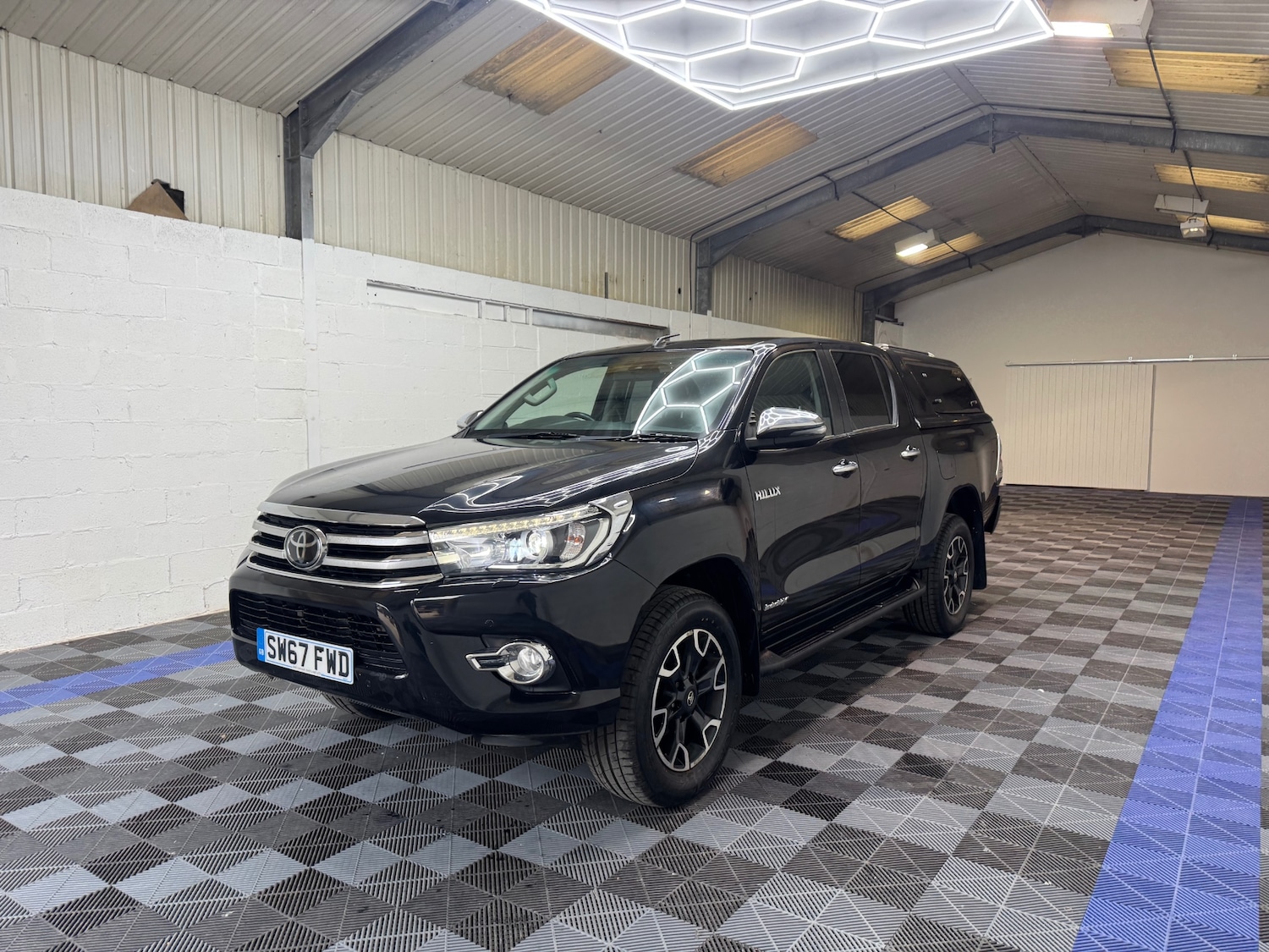 Used Toyota Hilux 2017 for sale - 76277117: Photo 5